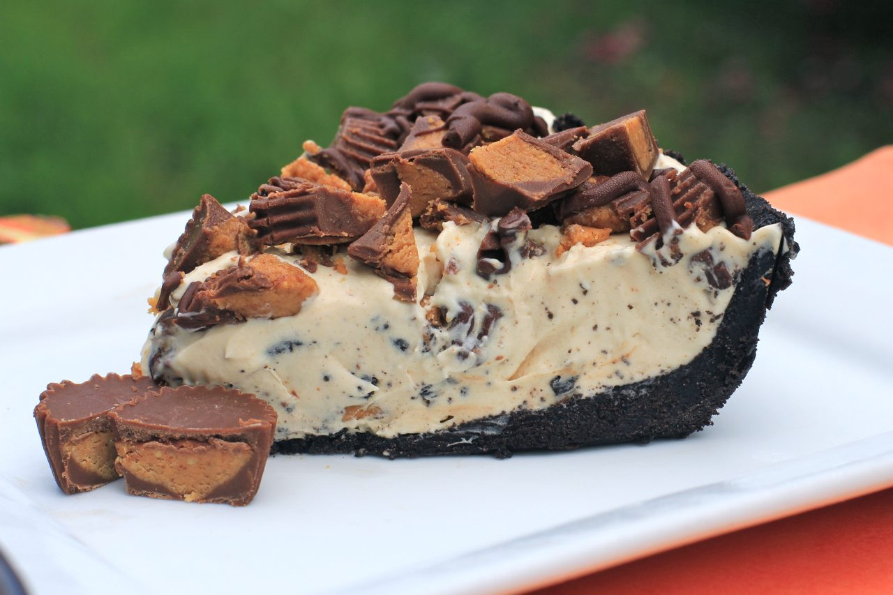 Dessert Pie Recipes
 Frozen Reese s Pie No Bake Dessert Pie