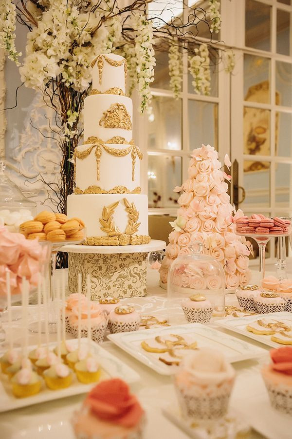 Dessert Table Wedding
 10 Divine Dessert Table Ideas