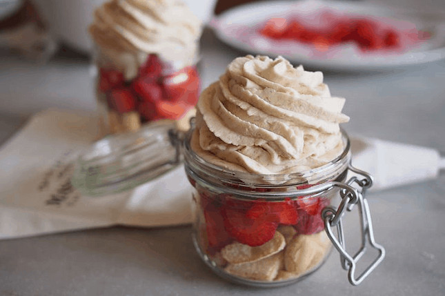 Desserts In Mason Jar
 MOUTHWATERING MASON JAR DESSERTS