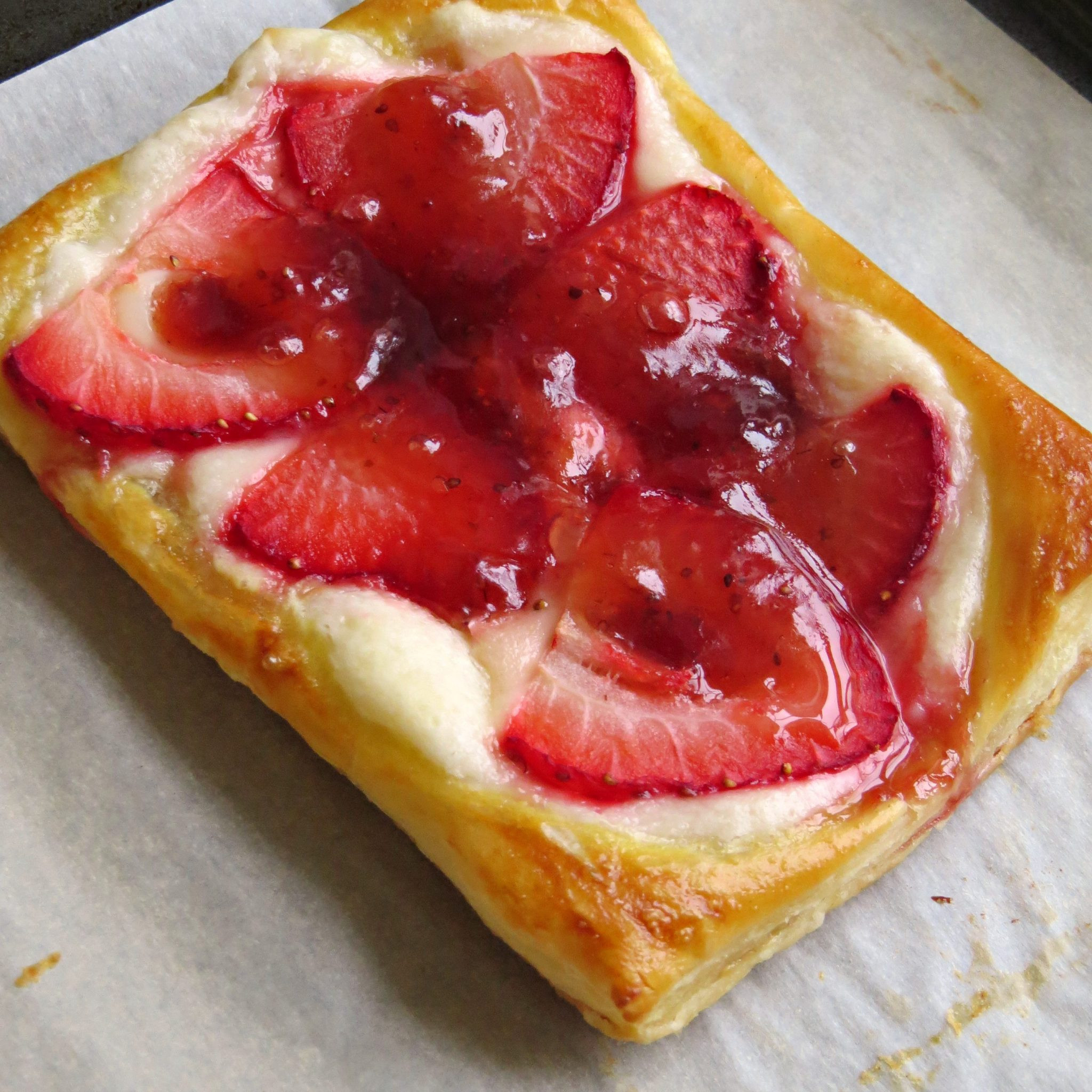 Desserts With Cream Cheese
 strawberries and cream cheese dessert