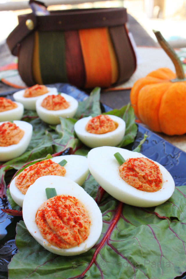 Deviled Eggs Halloween
 30 Creative Deviled Egg And Hard Boiled Egg Holiday Ideas