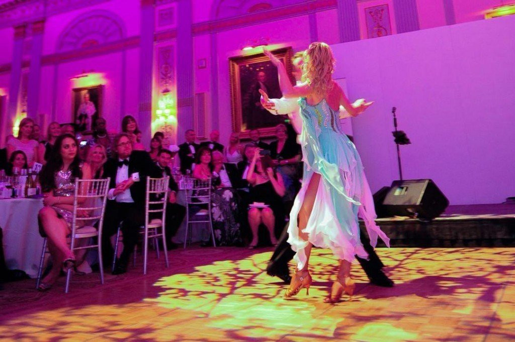 Dinner And Dancing
 Dinner and Dance Venues in London & the UK