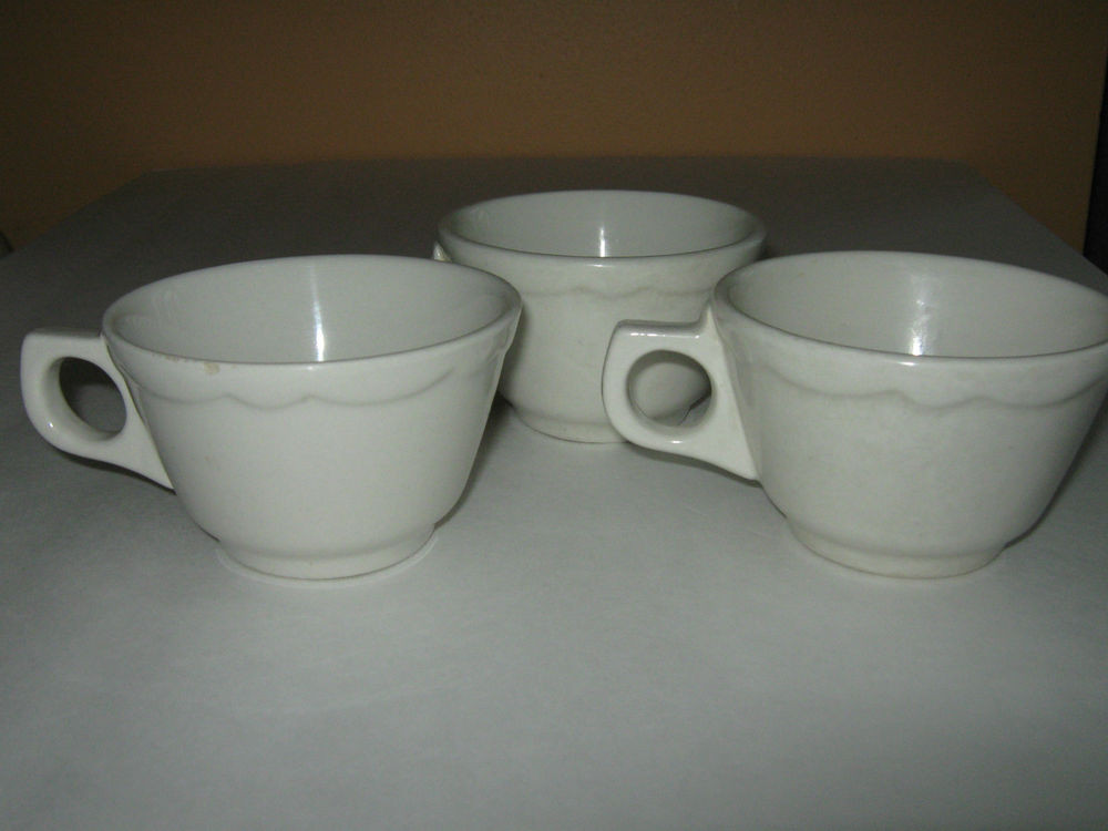 Dinner Coffee Mugs
 Lot of 3 Vintage HEAVY THICK Ultima Diner Restaurant