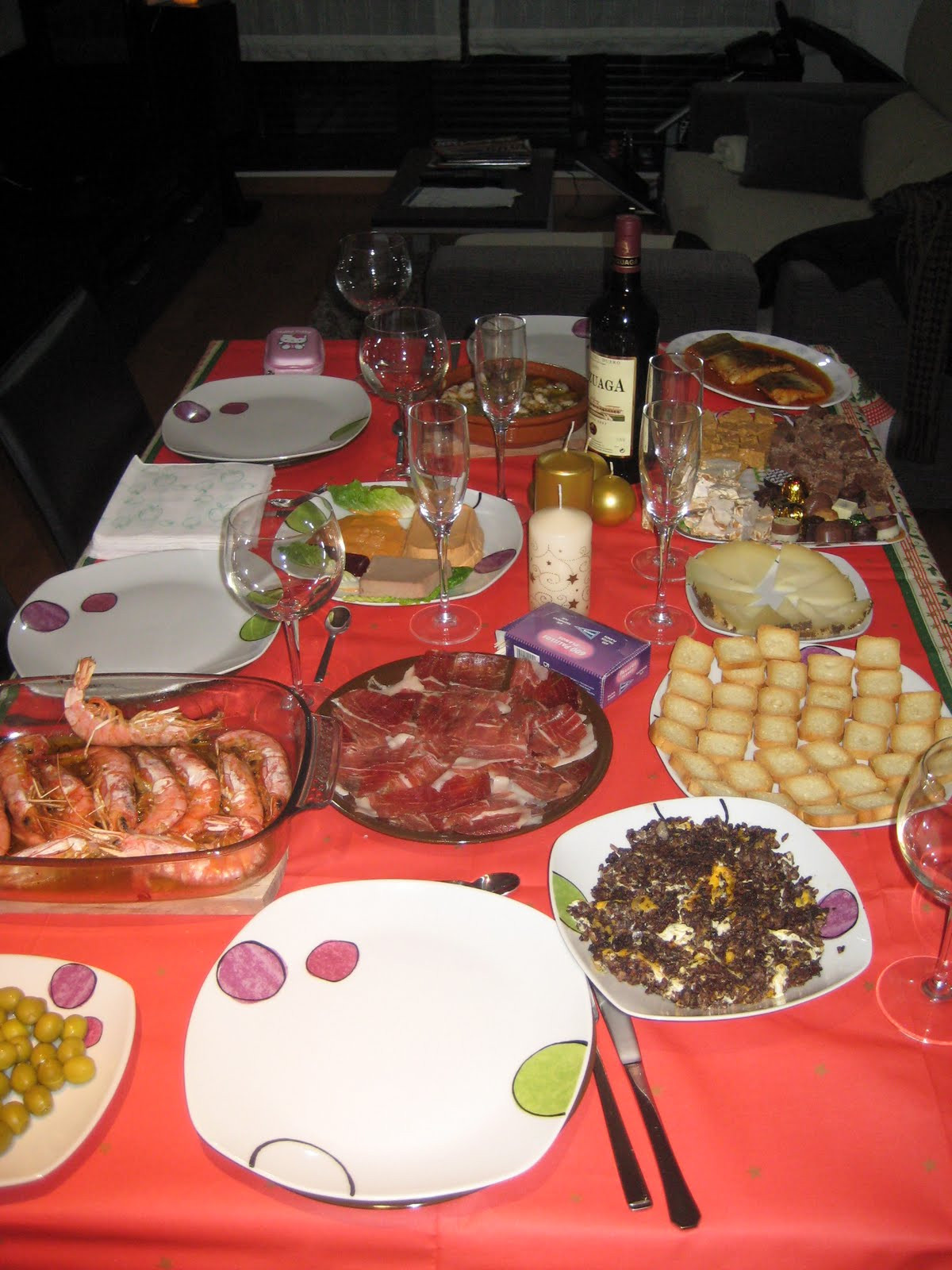 Dinner In Spanish
 La Bella Vida A Very Spanish Christmas Celebration