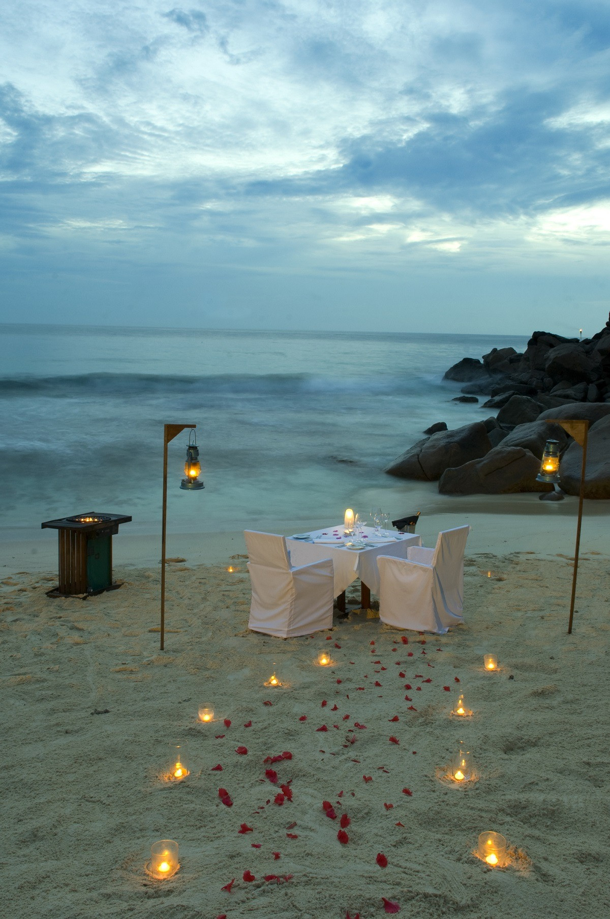 Dinner On The Beach
 Top 10 Candlelight Dinners The Beach Everyone