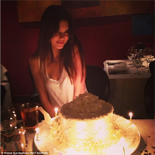 Dinner Party Porn
 Kendall Jenner marks her 18th with Kylie Kim and Khloe