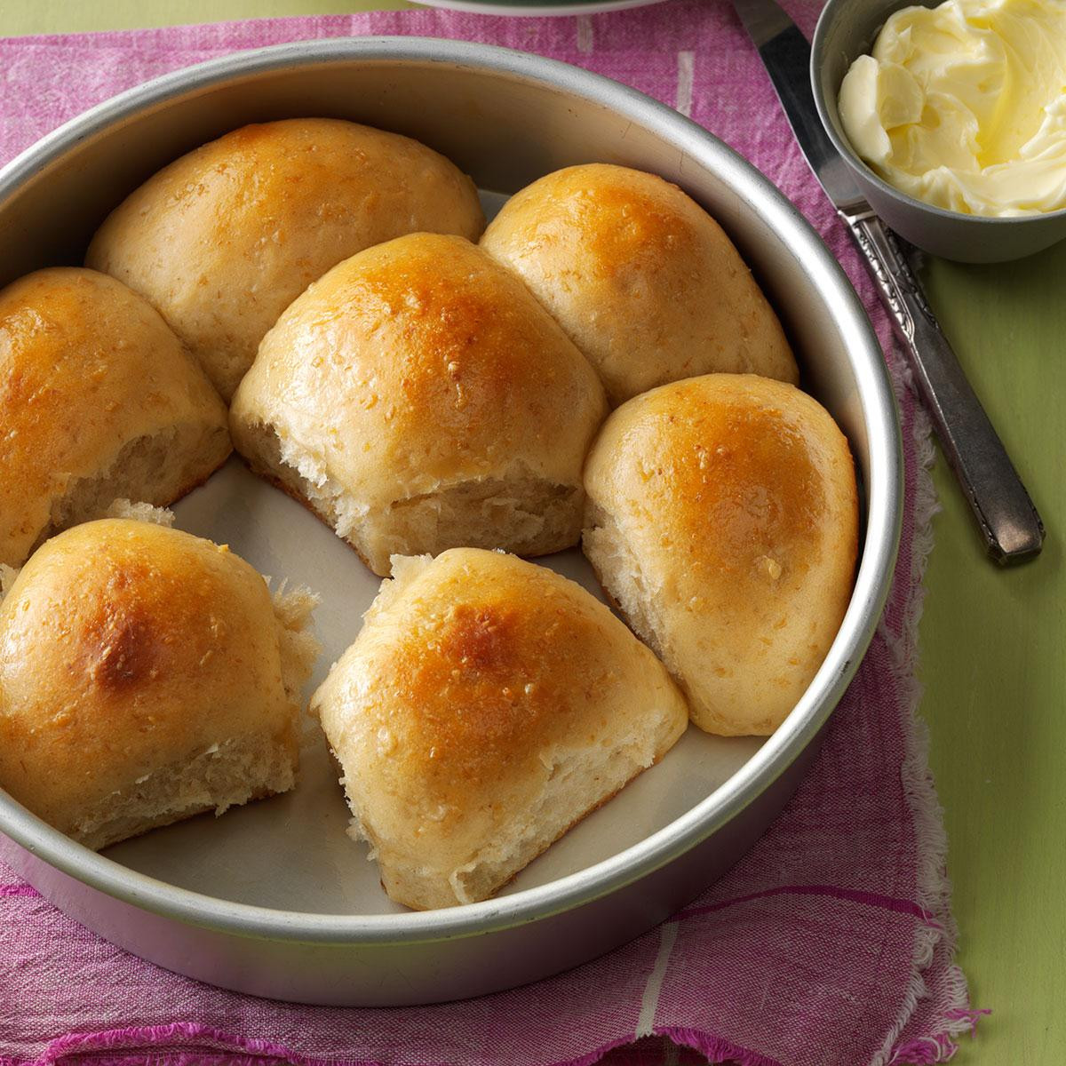 Dinner Roll Recipes
 Oatmeal Dinner Rolls Recipe