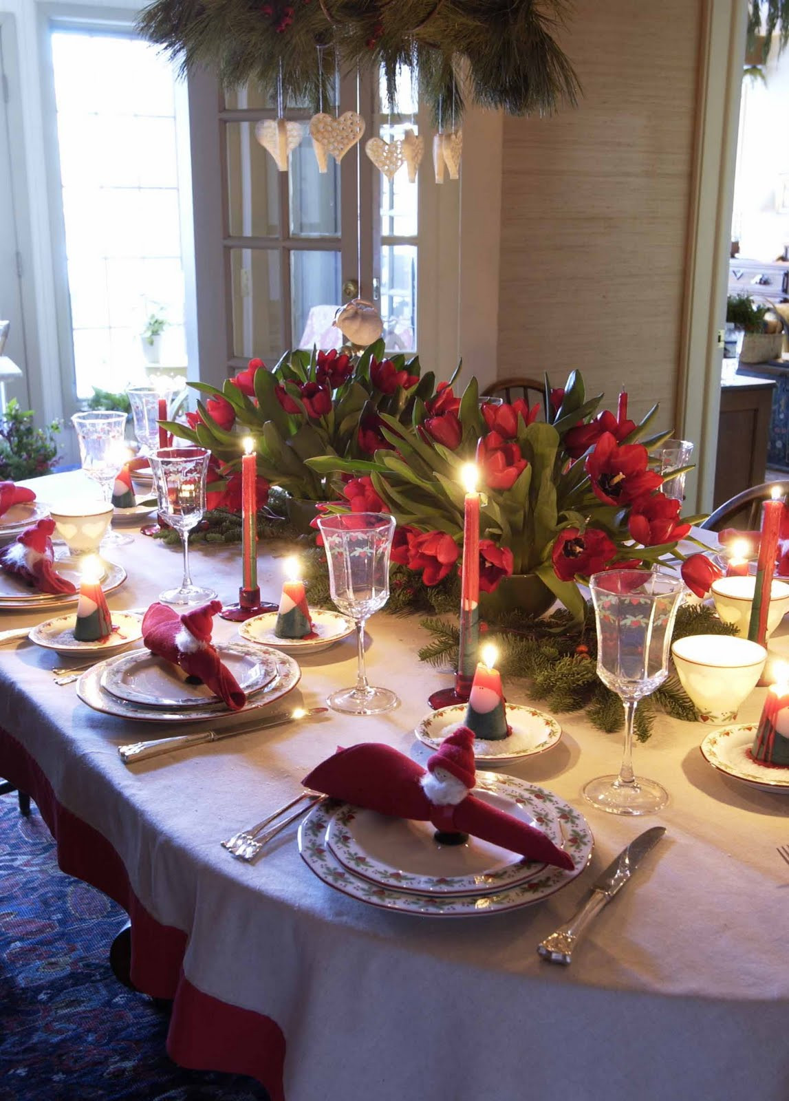 Dinner Table Deco
 5 Christmas Table Decorations