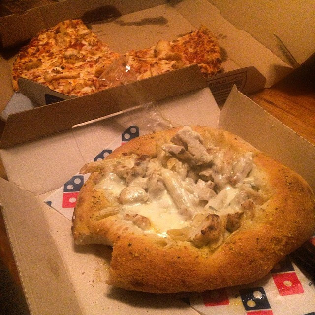 Domino'S Chicken Wings
 bread bowls dominos