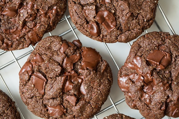 Double Chocolate Chunk Cookies
 e Bowl Double Chocolate Chunk Cookies — Oh She Glows