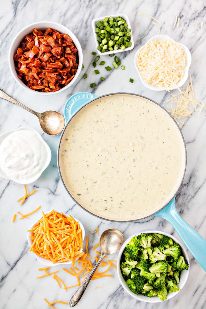 Easy Baked Potato Soup
 Easy Loaded Baked Potato Soup Bar