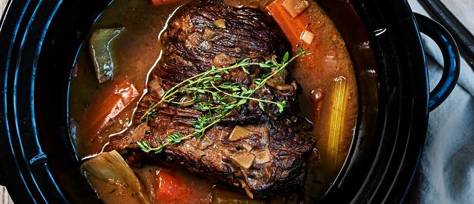 Easy Beef Brisket Slow Cooker Recipe
 Slow Cooker Brisket Recipe with Red Wine Thyme and ions