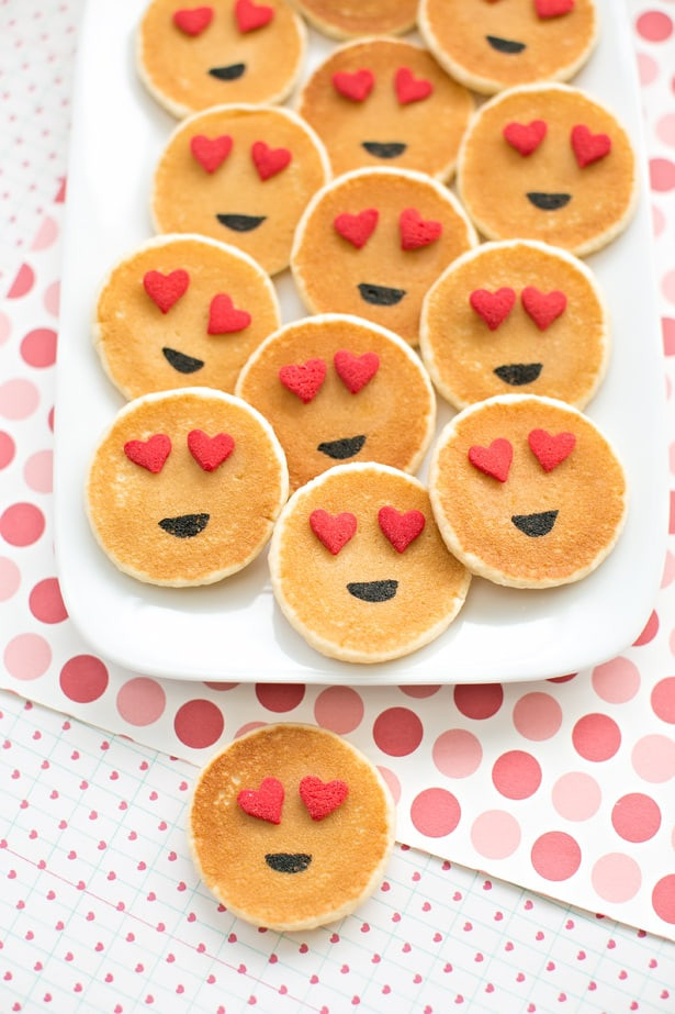 Easy Breakfast Ideas For Kids
 EASY MINI EMOJI PANCAKES CUTE BREAKFAST IDEA FOR KIDS