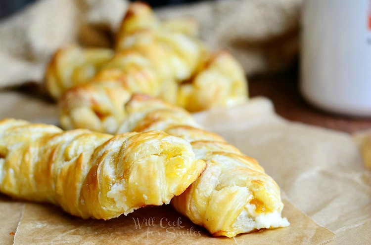 Easy Breakfast Pastries
 Easy Braided Breakfast Pastry Will Cook For Smiles