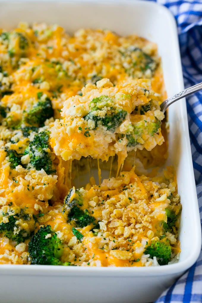 Easy Broccoli Casserole
 20 Hearty Ve arian and Vegan Casseroles