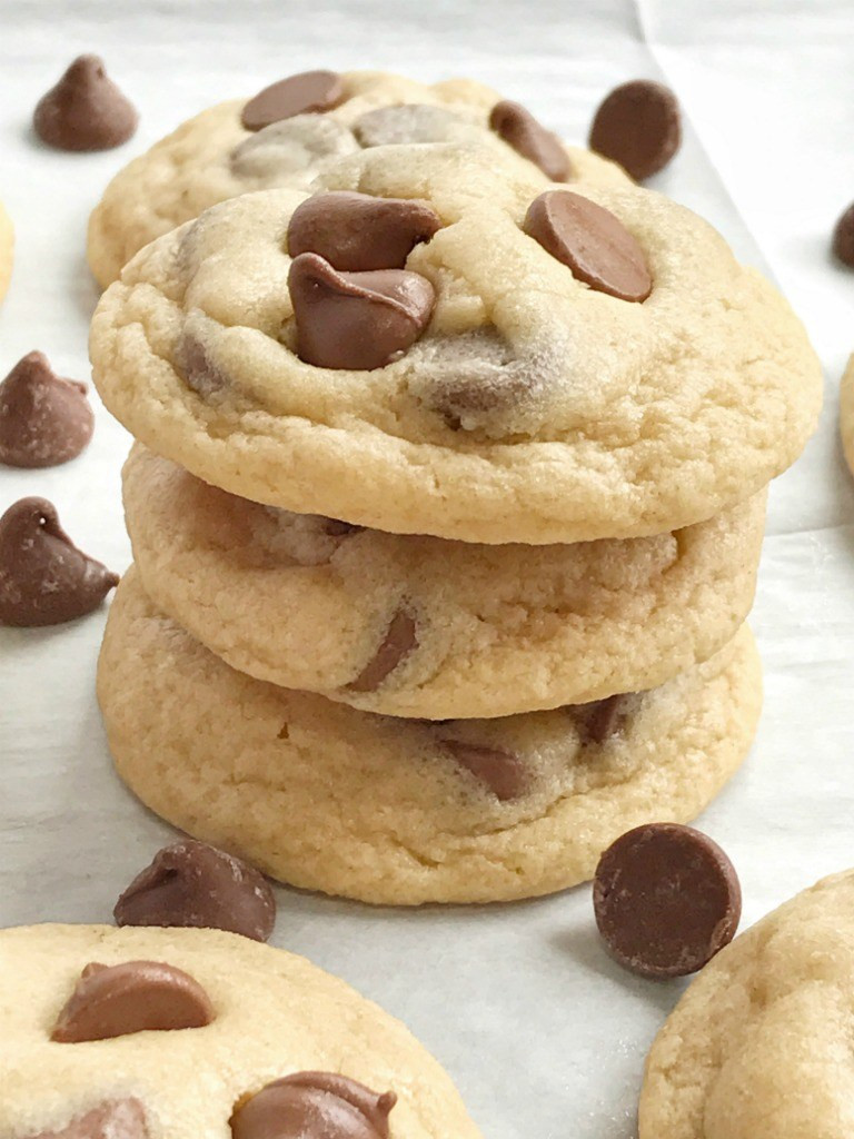 Easy Chocolate Chip Cookies
 Easy Bisquick Chocolate Chip Cookies To her as Family