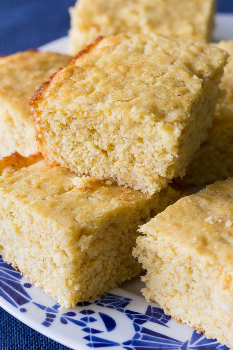 Easy Corn Bread
 Moist Cornbread Recipe Made From Scratch