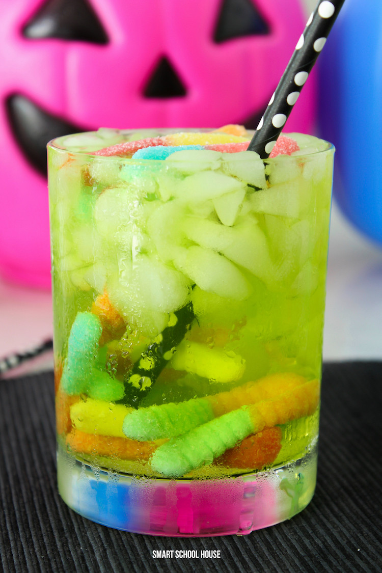 Easy Halloween Drinks
 Halloween Punch for Kids Smart School House