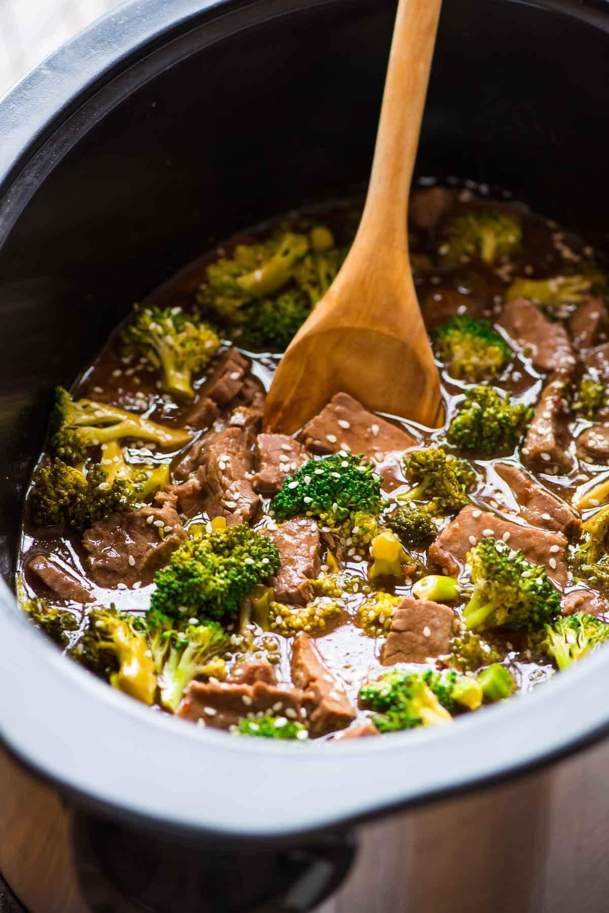 Easy Healthy Slow Cooker Recipes
 Slow Cooker Beef and Broccoli