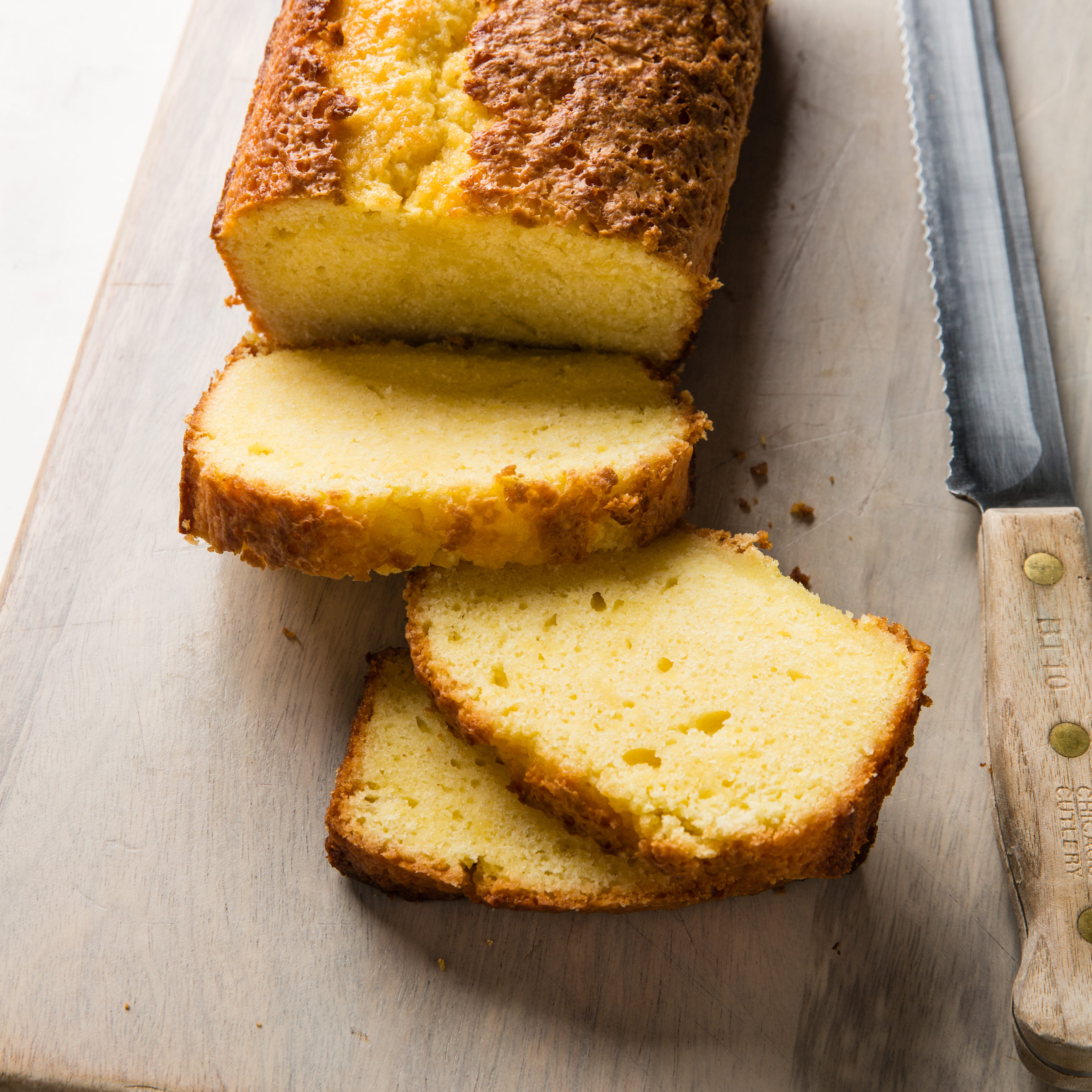 Easy Lemon Pound Cake
 Easy Lemon Pound Cake