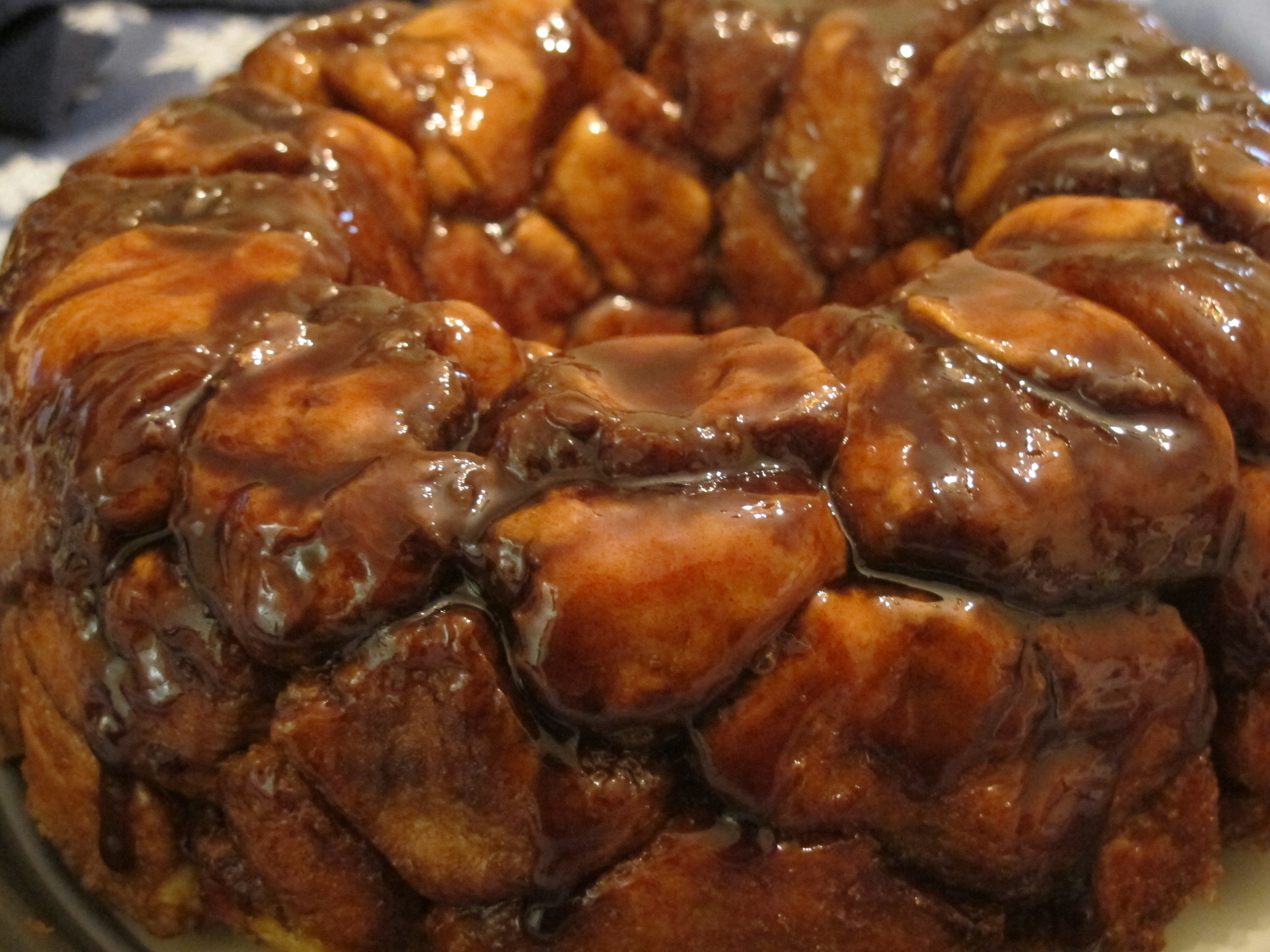 Easy Monkey Bread Recipe With 1 Can Of Biscuits
 monkey bread made with canned biscuits