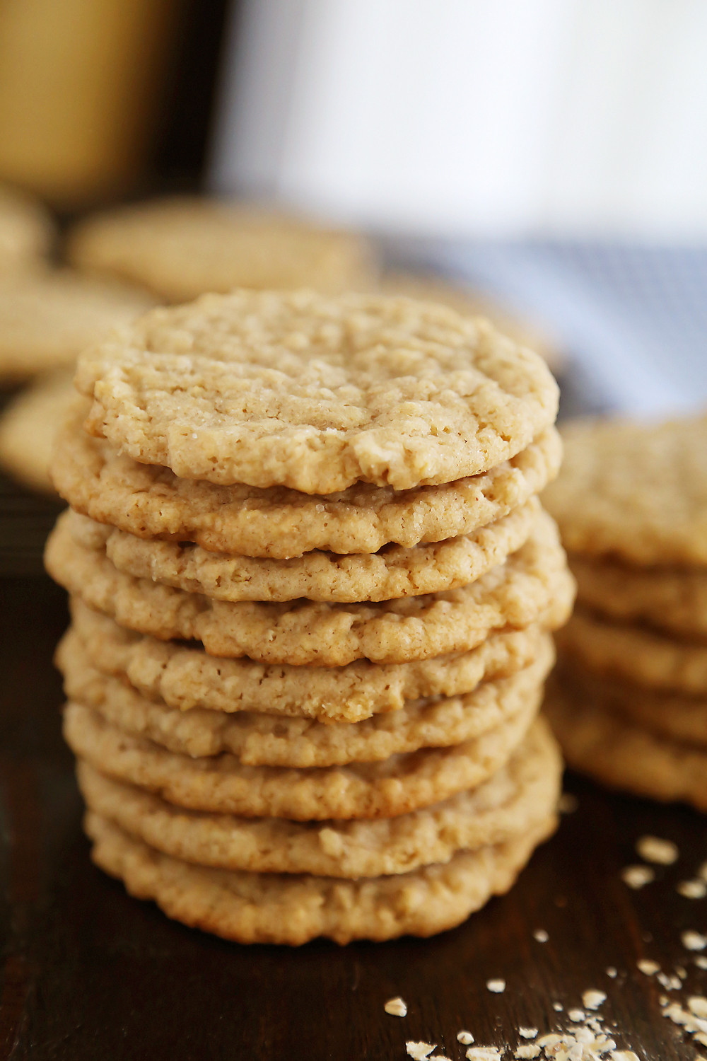 Easy Oatmeal Cookies
 Old Fashioned Soft and Chewy Oatmeal Cookies