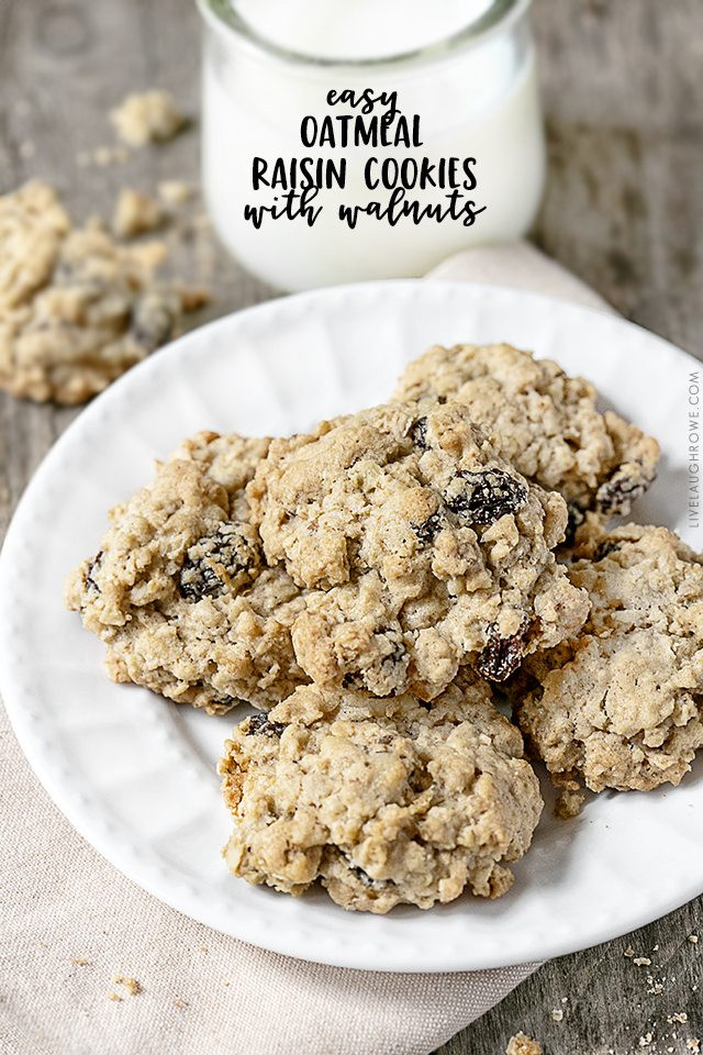 Easy Oatmeal Raisin Cookies
 Easy Oatmeal Raisin Cookies with Walnuts loaded with