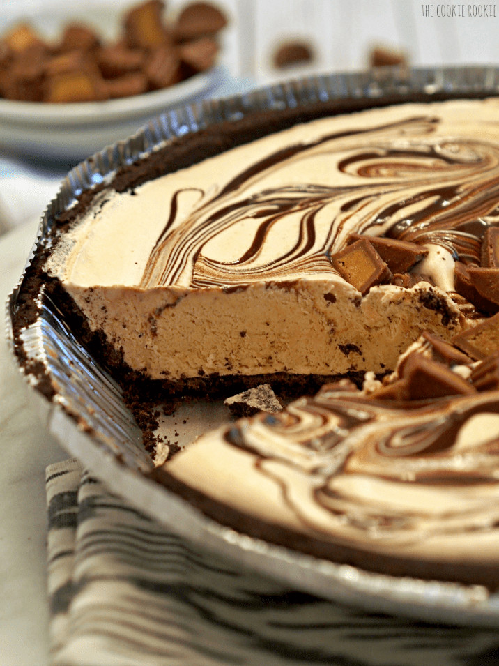 Easy Peanut Butter Pie
 Easy Peanut Butter Cup Ice Cream Pie The Cookie Rookie