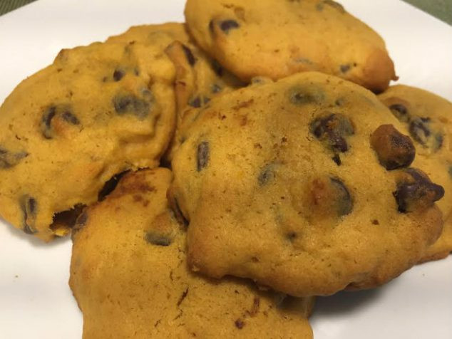 Easy Pumpkin Chocolate Chip Cookies
 Easy Soft Pumpkin Chocolate Chip Cookies