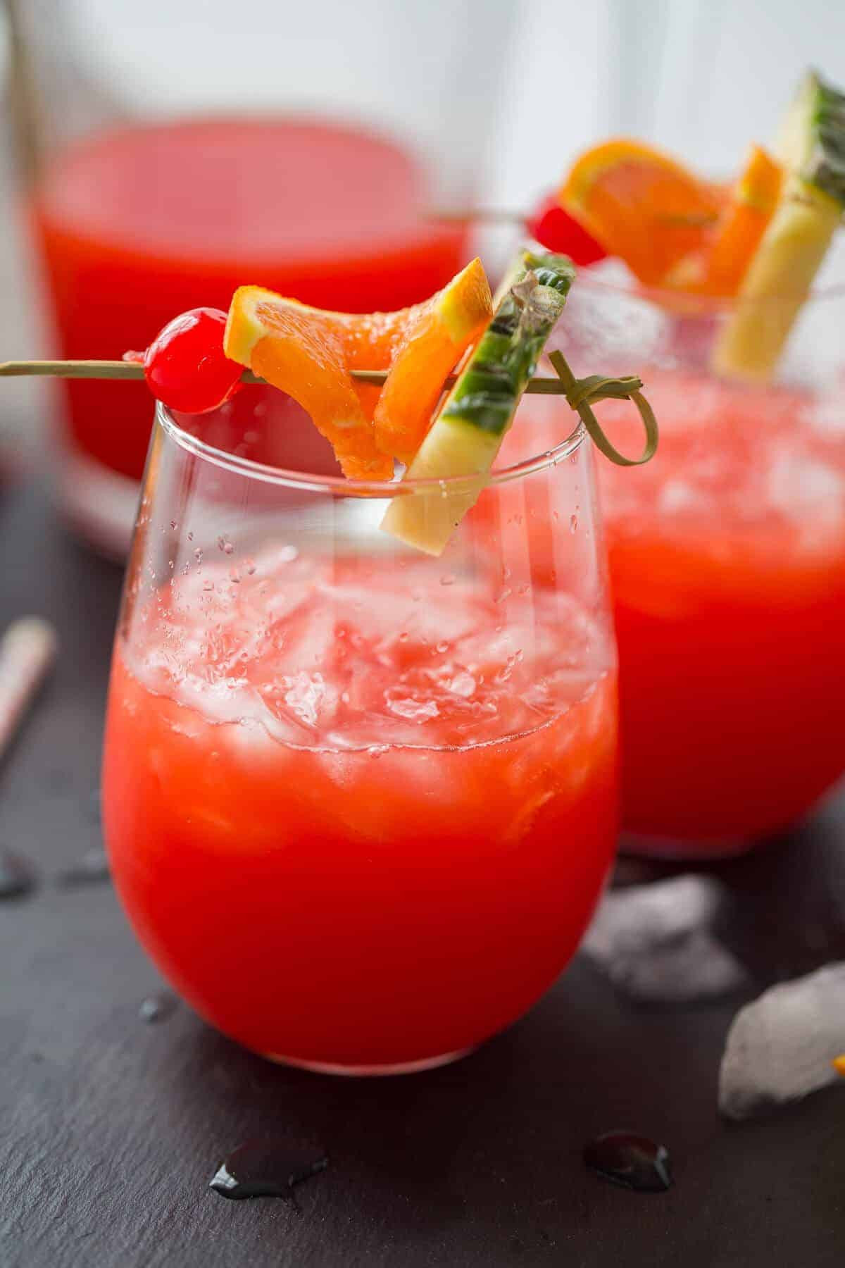 Easy Rum Drinks
 Rum Punch Recipe LemonsforLulu