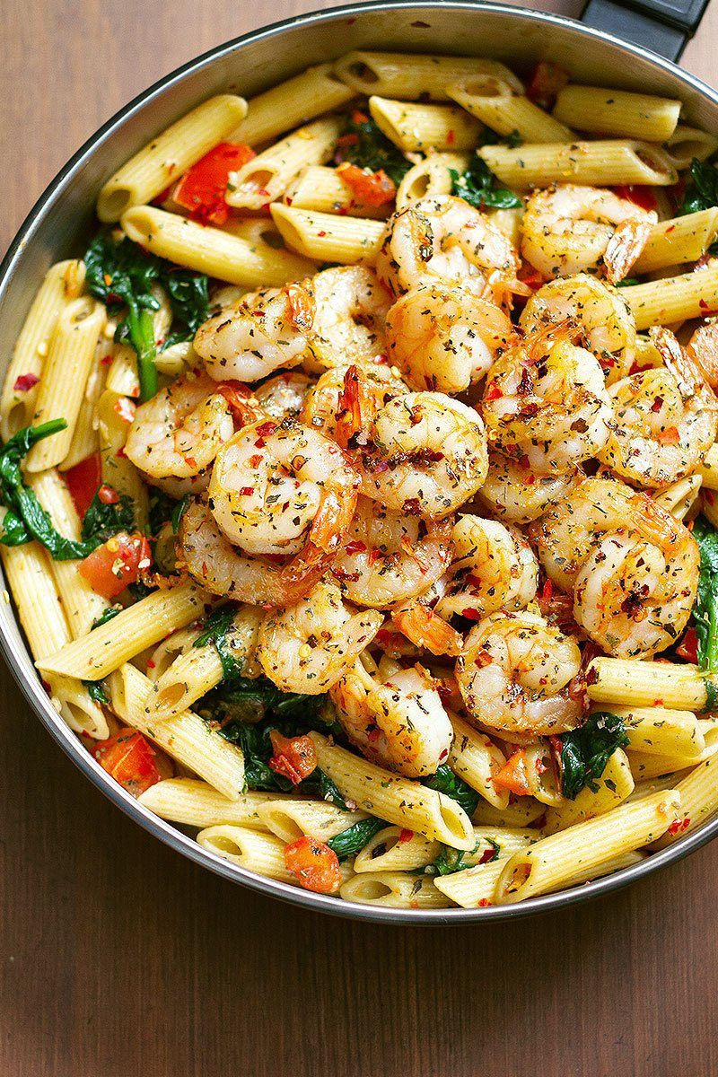 Easy Shrimp Pasta
 Shrimp Pasta Recipe with Tomato and Spinach — Eatwell101