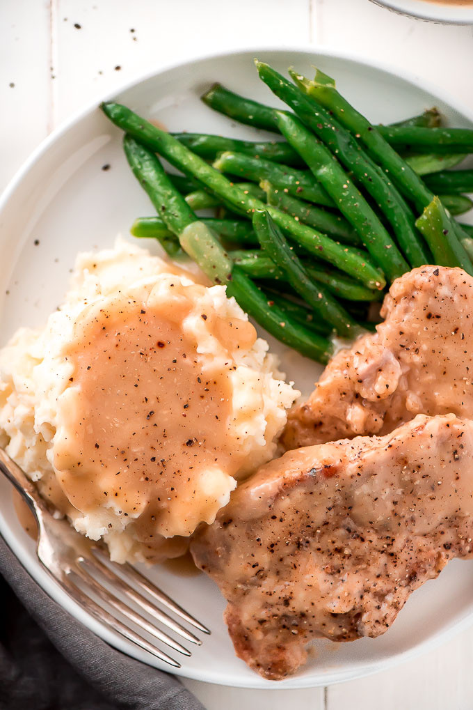 Easy Slow Cooker Pork Chops
 pork chop slow cooker