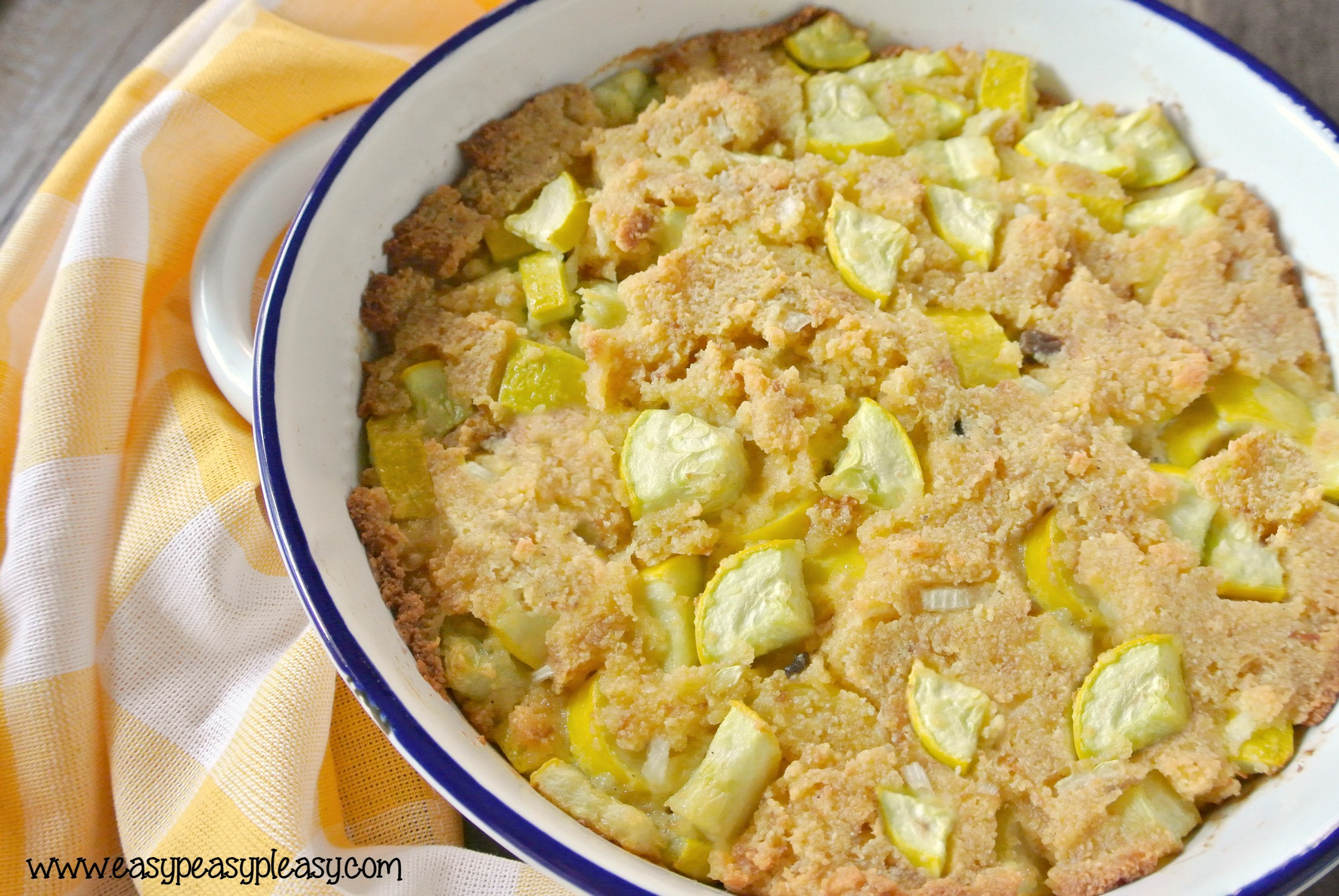 Easy Squash Casserole
 Yummy Way To Use Up Summer Squash Easy Peasy Pleasy