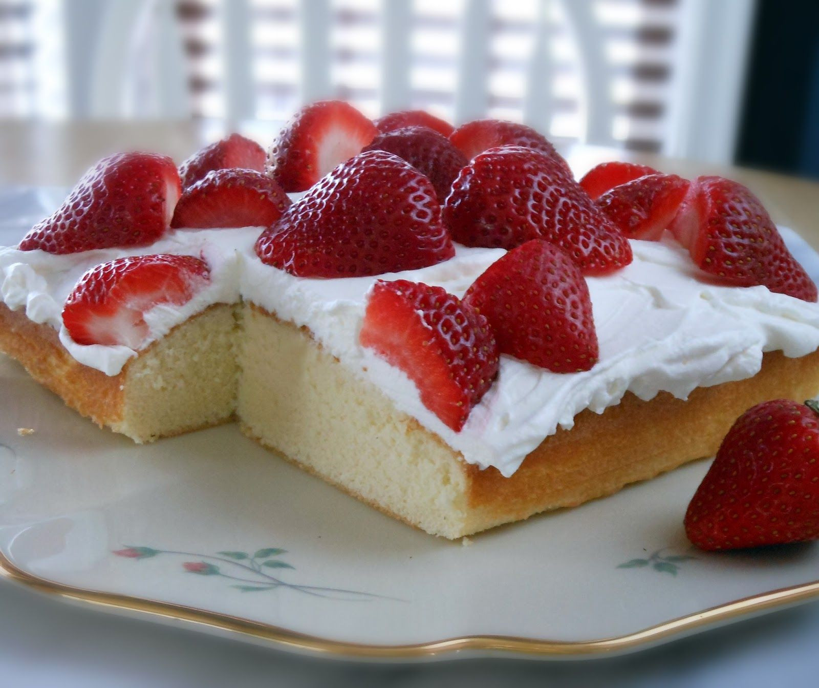 Easy Strawberry Shortcake Recipe
 Easy Strawberry Shortcake