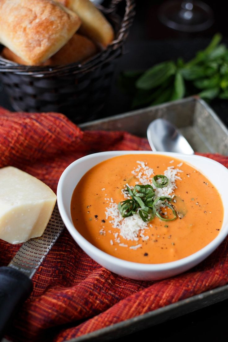 Easy Tomato Basil Soup
 Quick and Easy Creamy Tomato Basil Soup