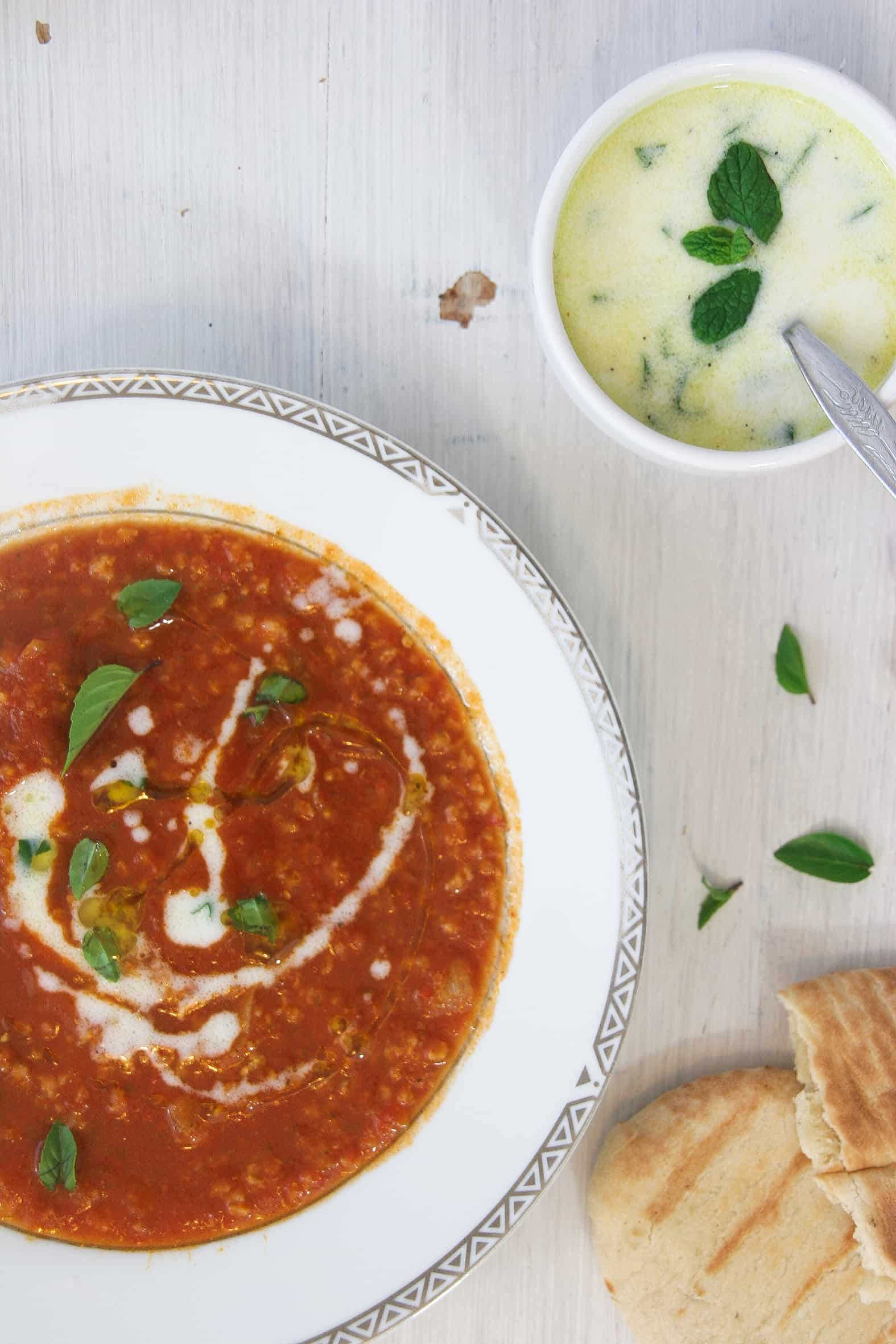 Easy Tomato Soup
 Easy tomato soup with homemade vegan “tzantziki” dressing