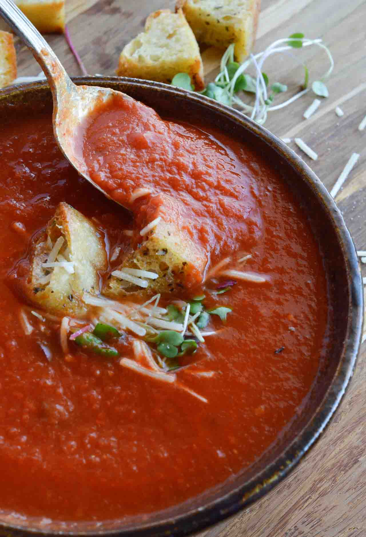 Easy Tomato Soup
 Easy Tomato Soup Recipe WonkyWonderful