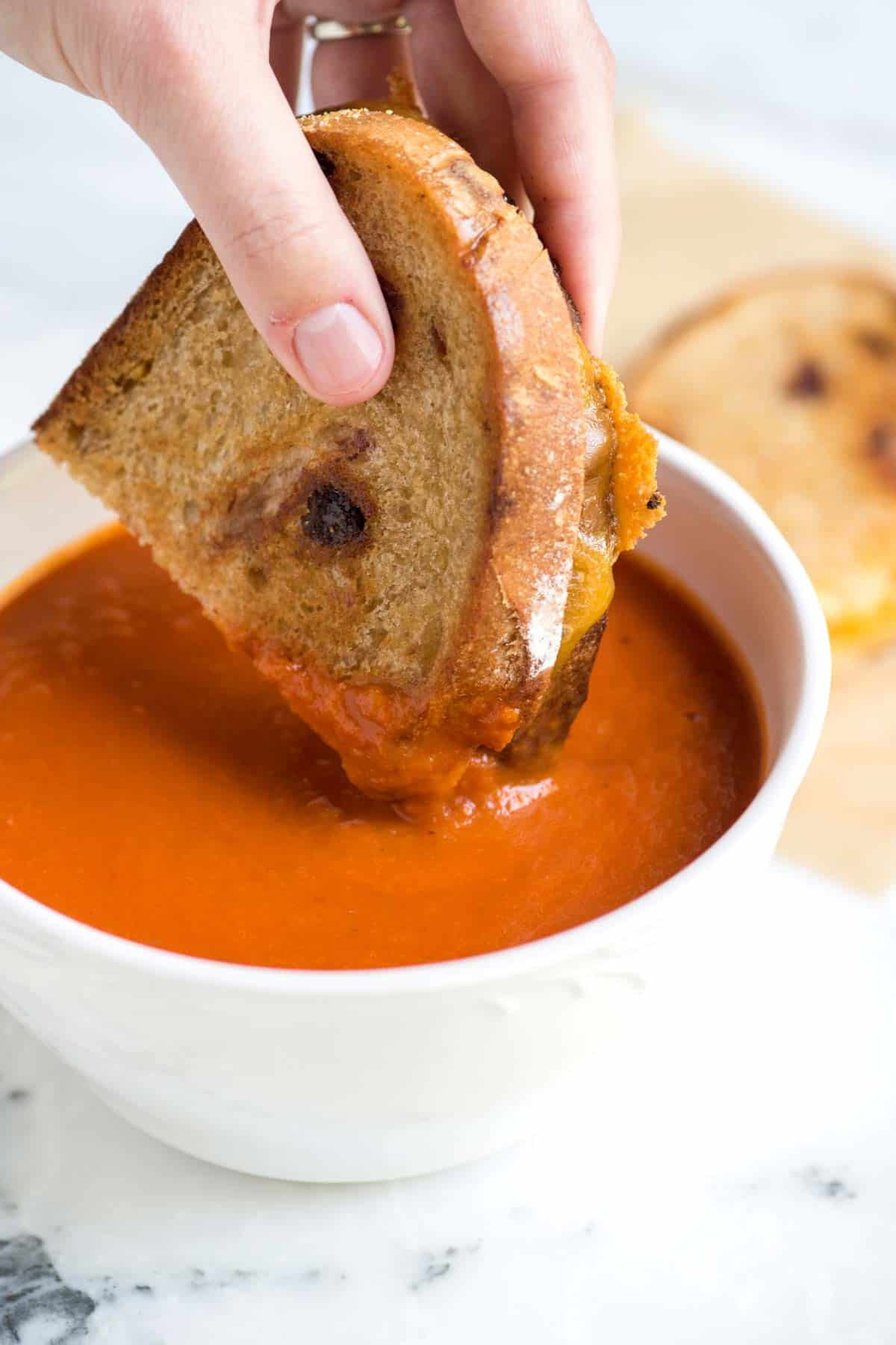 Easy Tomato Soup
 Easy Three Ingre nt Tomato Soup Recipe