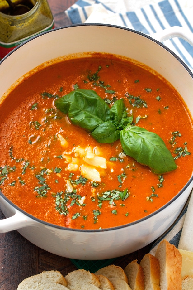 Easy Tomato Soup
 easy tomato soup recipe using canned tomatoes