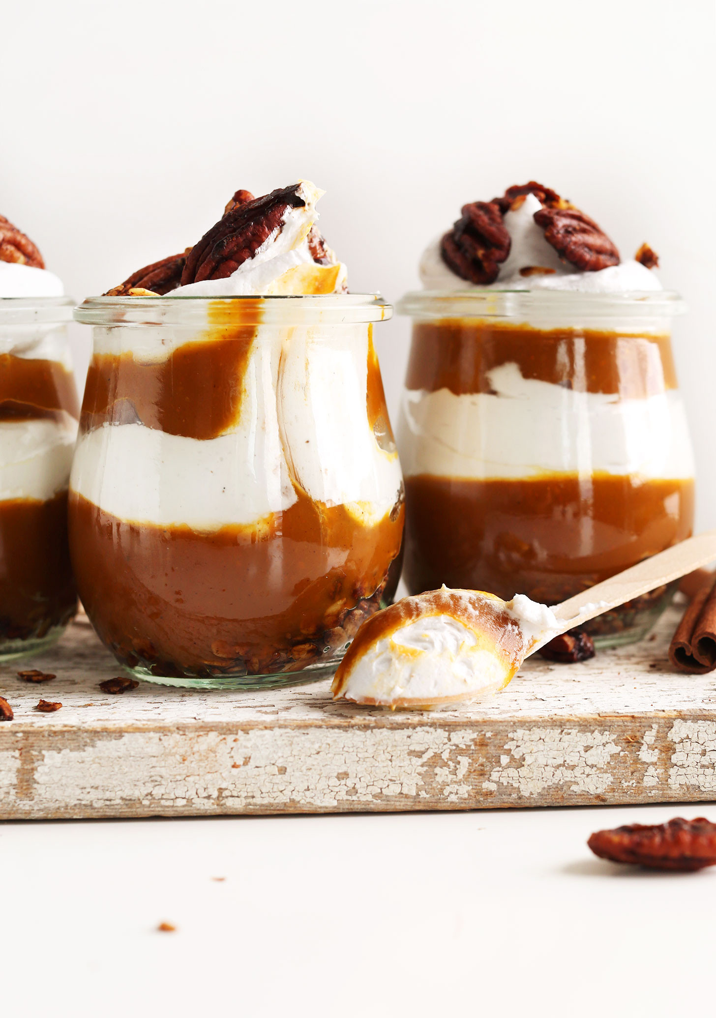 Easy Vegan Desserts
 Pumpkin Pie Parfaits