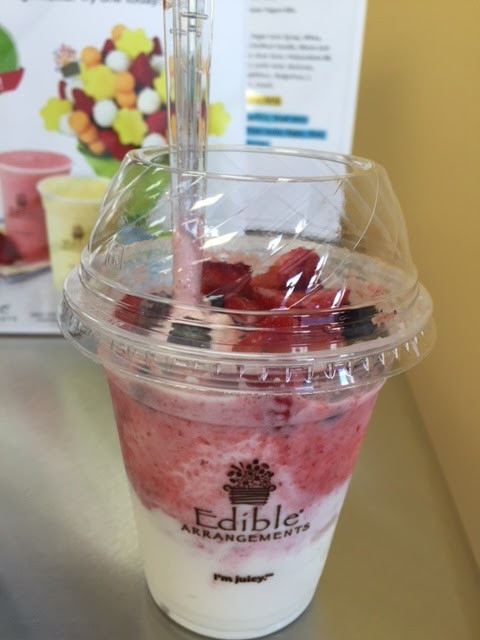 Edible Arrangements Smoothies
 Fro Yo Girl Speaks Edible Arrangements Froyo Fruit