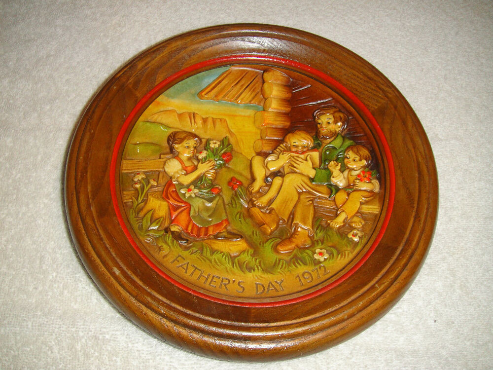 Father'S Day Dinner
 Vintage ANRI 1972 Father s Day Wood Carved Plaque Detailed