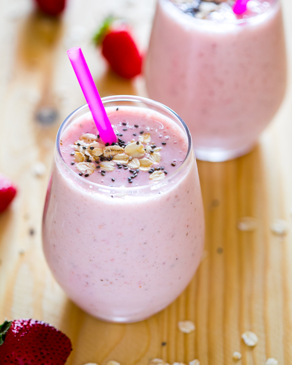 Filling Breakfast Smoothies
 Strawberry Oatmeal Breakfast Smoothie Recipe