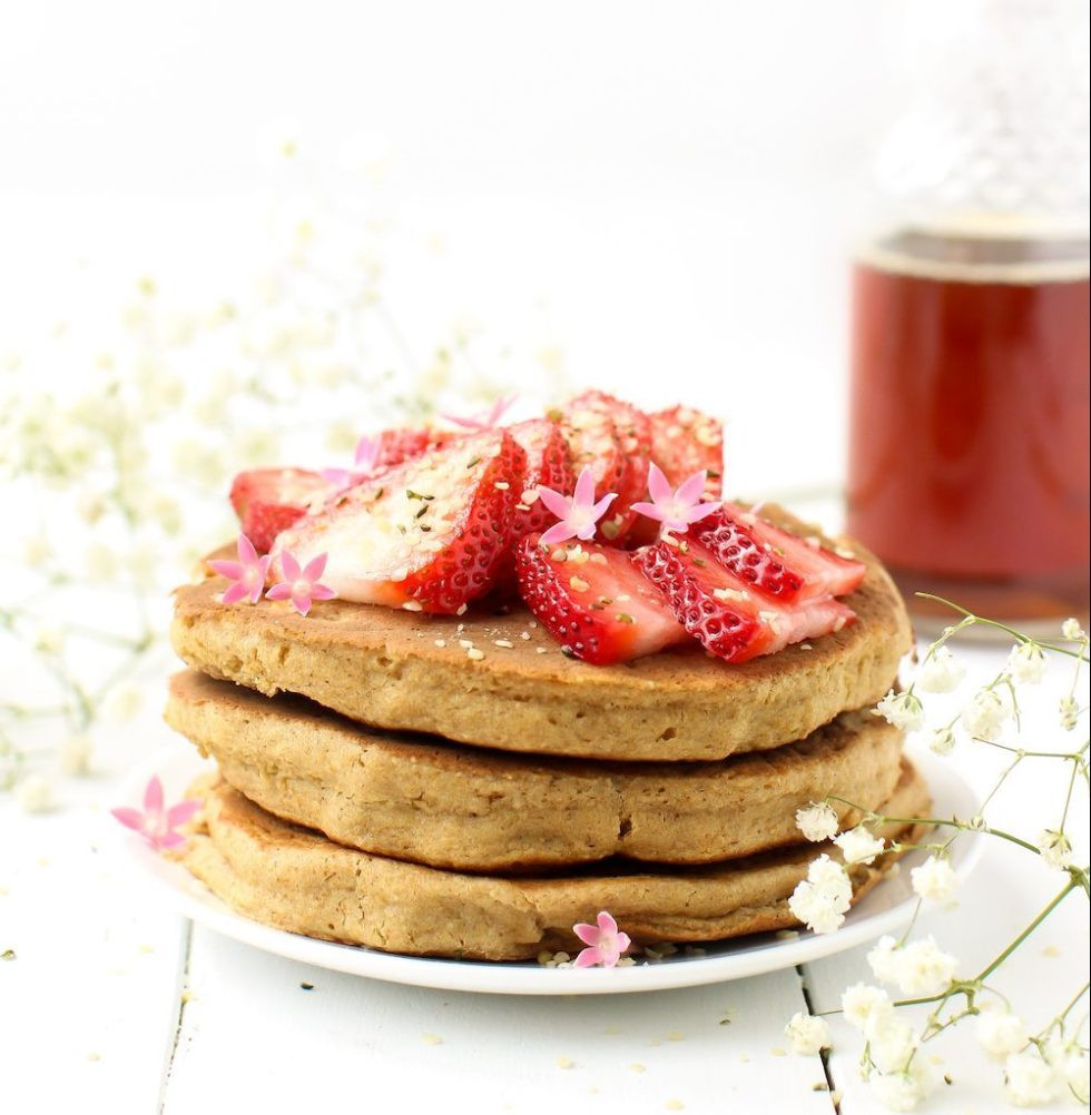 Fluffy Vegan Pancakes
 Fluffy Vegan Pancakes without Bananas