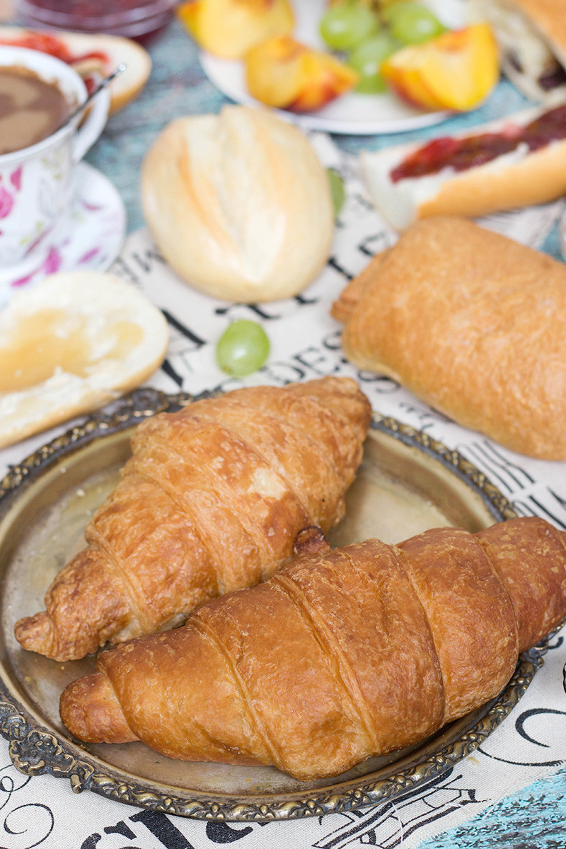 French Bread Breakfast
 French Breakfast – Breakfast Around the World 8