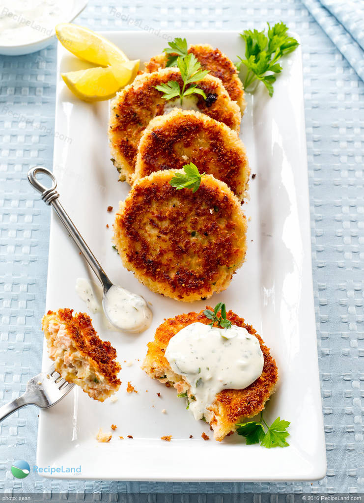 Fresh Salmon Patties
 Secret Fresh Salmon Cakes Recipe