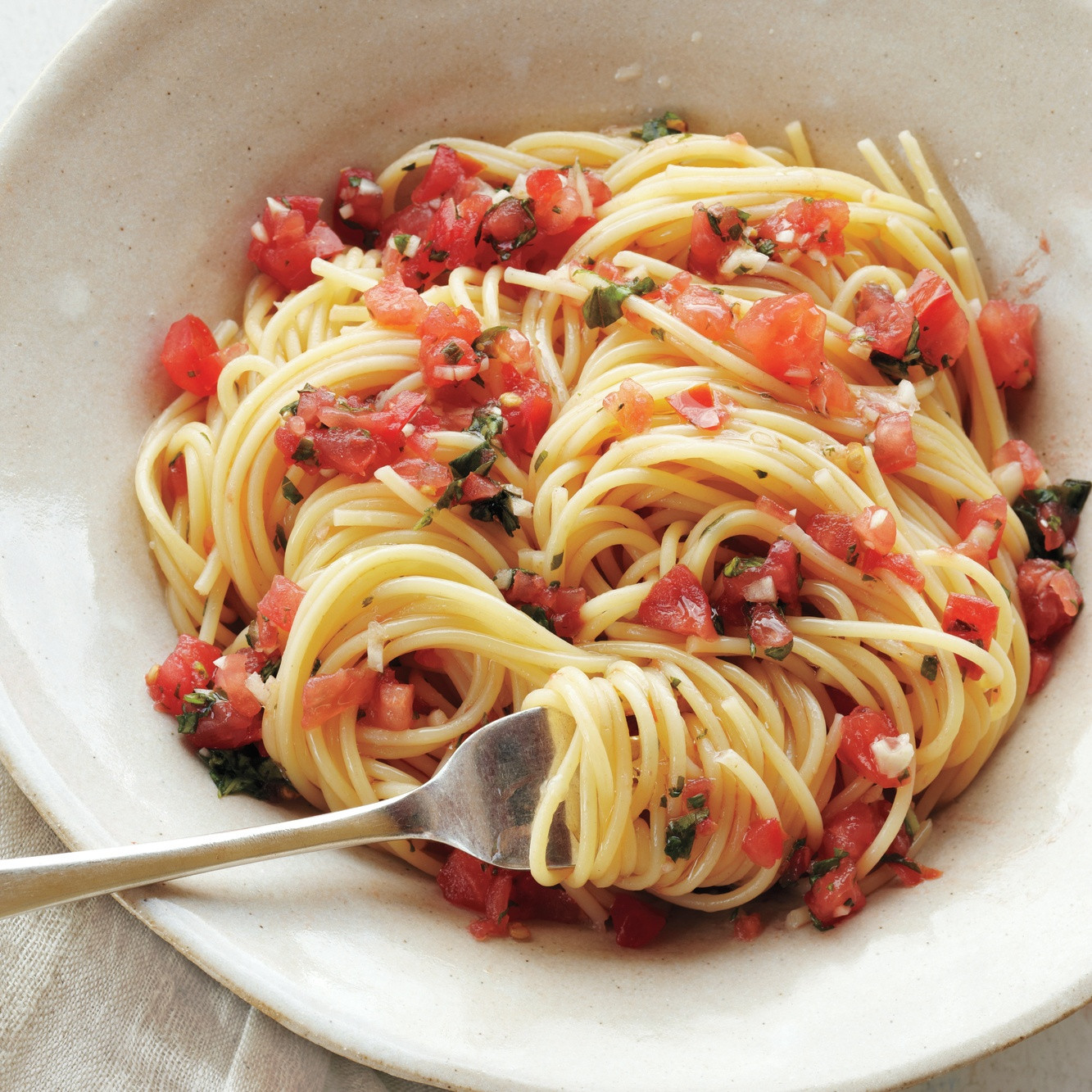 Fresh Spaghetti Sauce
 Scarpetta s Spaghetti With Fresh Tomato Sauce And Garlic