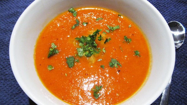 Fresh Tomato Soup Recipe
 Roasted Fresh Tomato Soup Recipe Vegan – Vegangela