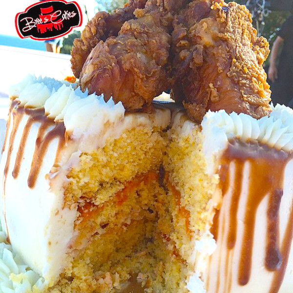 Fried Chicken Cake
 It Looks Like A Normal Cake — But When I Found Out Its