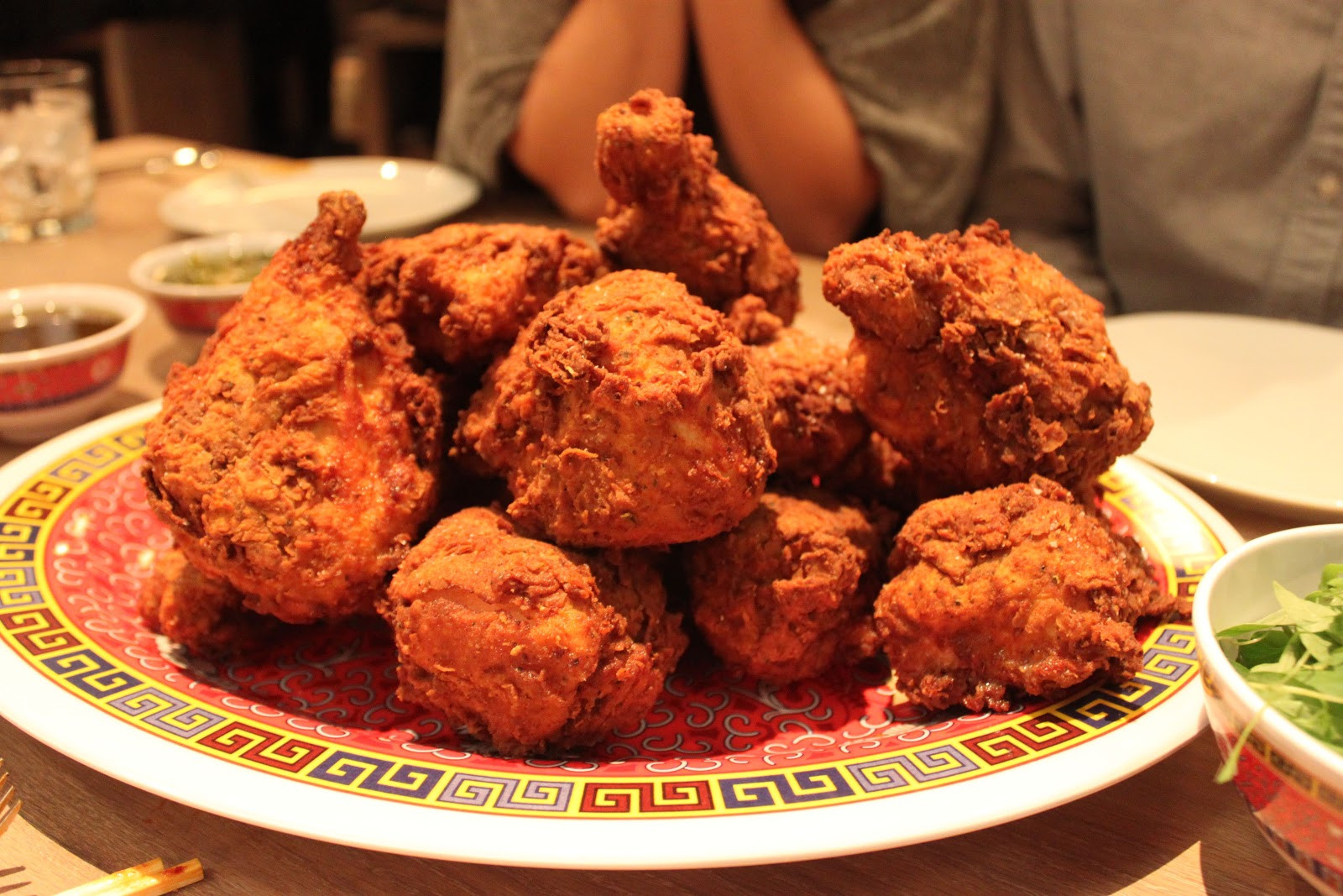 Fried Chicken Dinner
 The Hip & Urban Girl s Guide Urban Eats The Momofuku